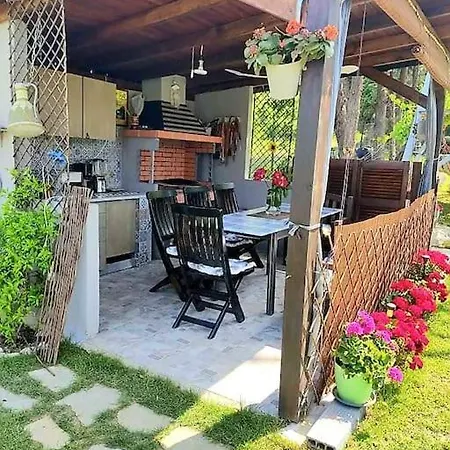 Apartment Thea 3 *